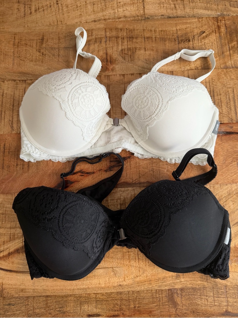 2 American Eagle Aerie Bra 36C Everyday Demi Coverage BLACK WHITE T back